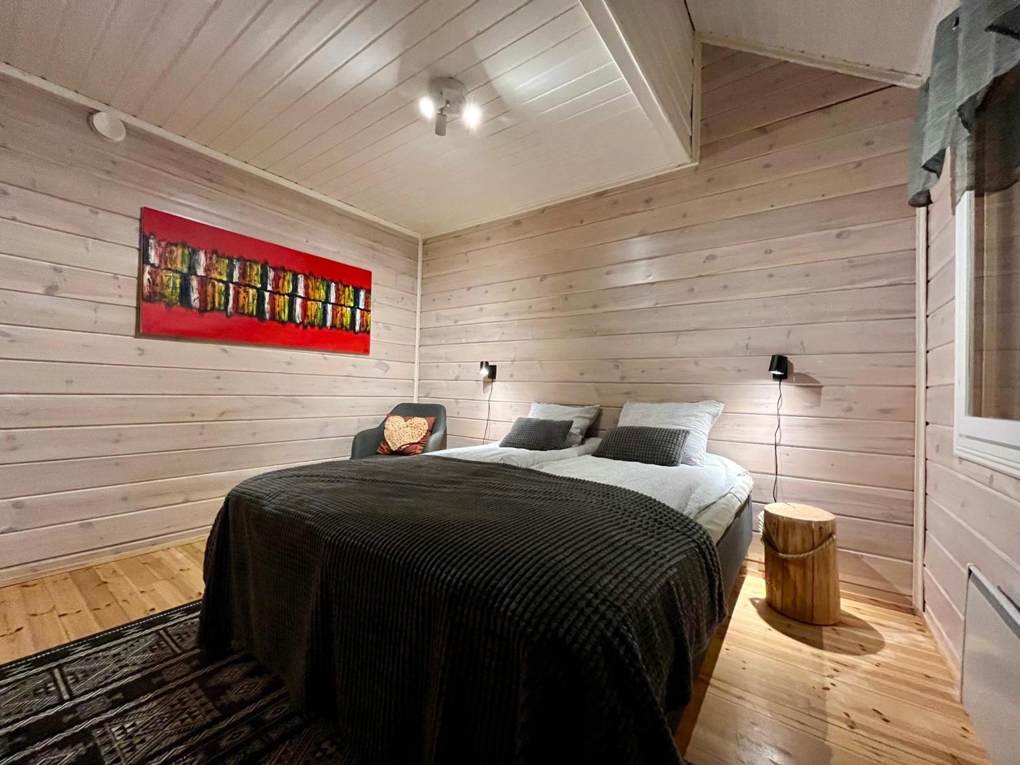 Log Cottages In 10 Min From Santa Claus Village-Sauna&Freeparking روفانييمي المظهر الخارجي الصورة